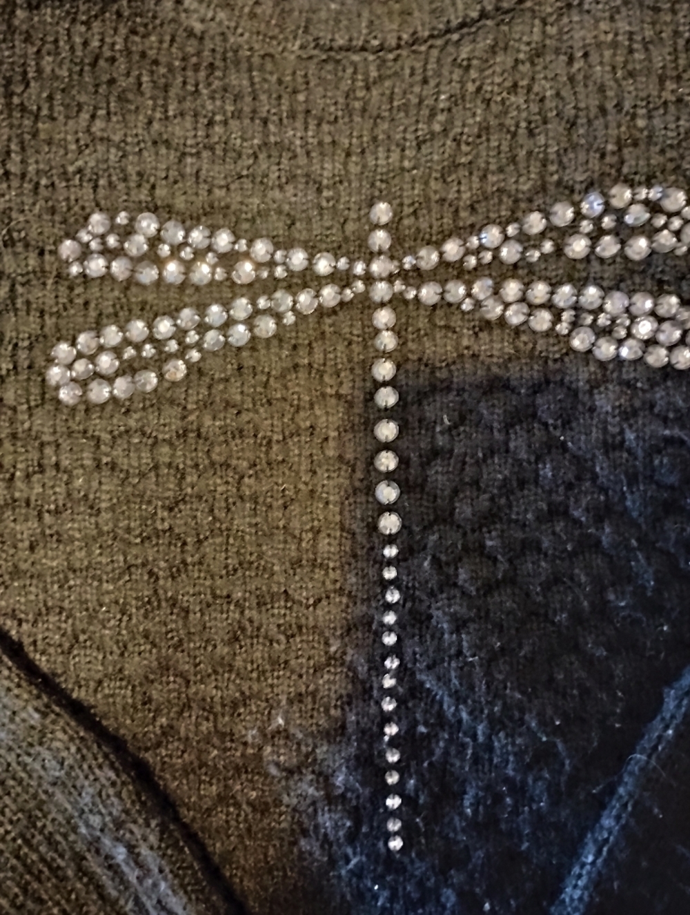 Dorothy Perkins Black knit sweater with rhinestone dragonfly